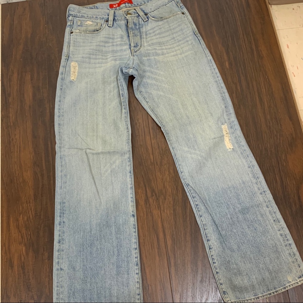Stone wash X2 distress jeans.